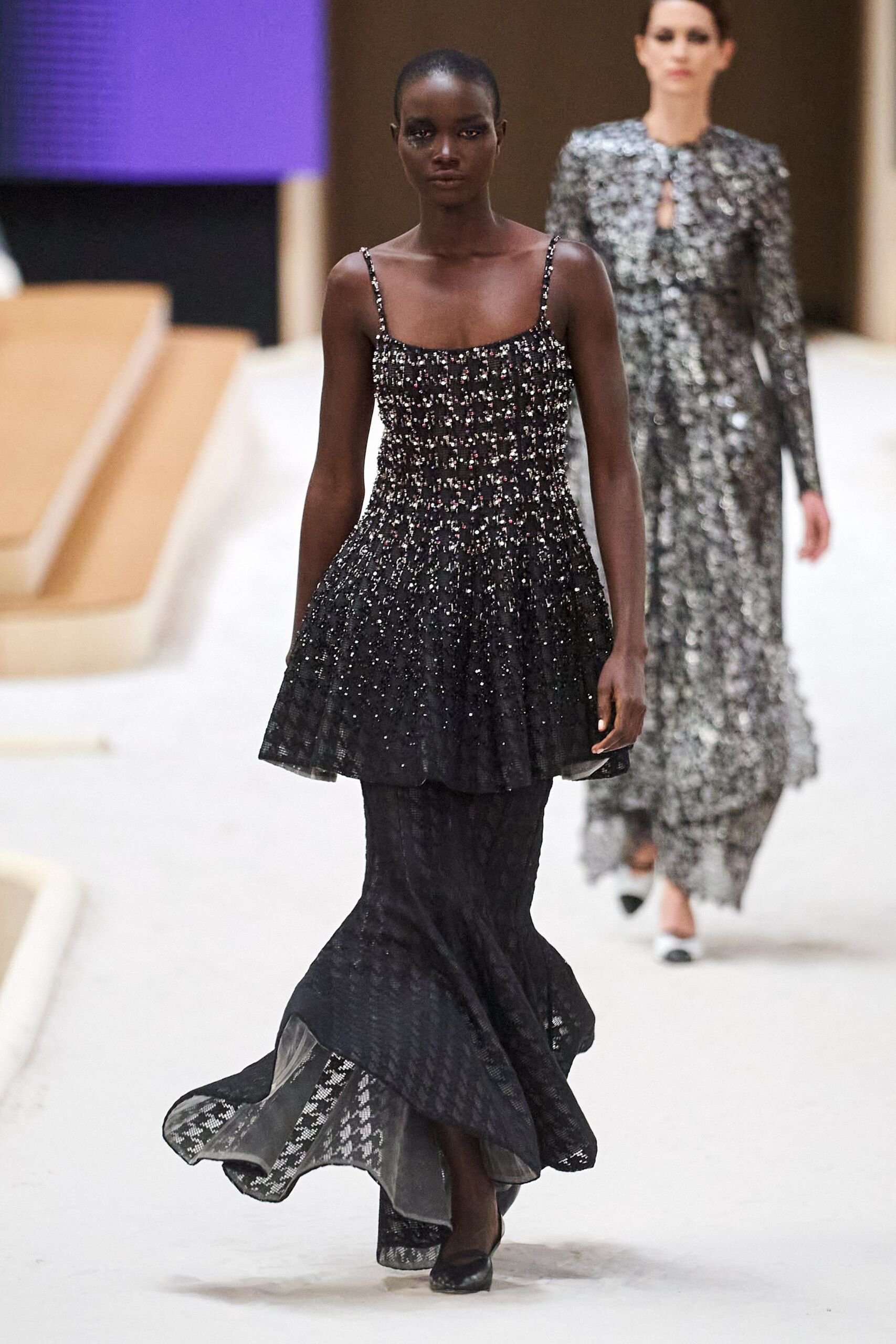 00020-Chanel-Couture-Spring-22-credit-gorunway