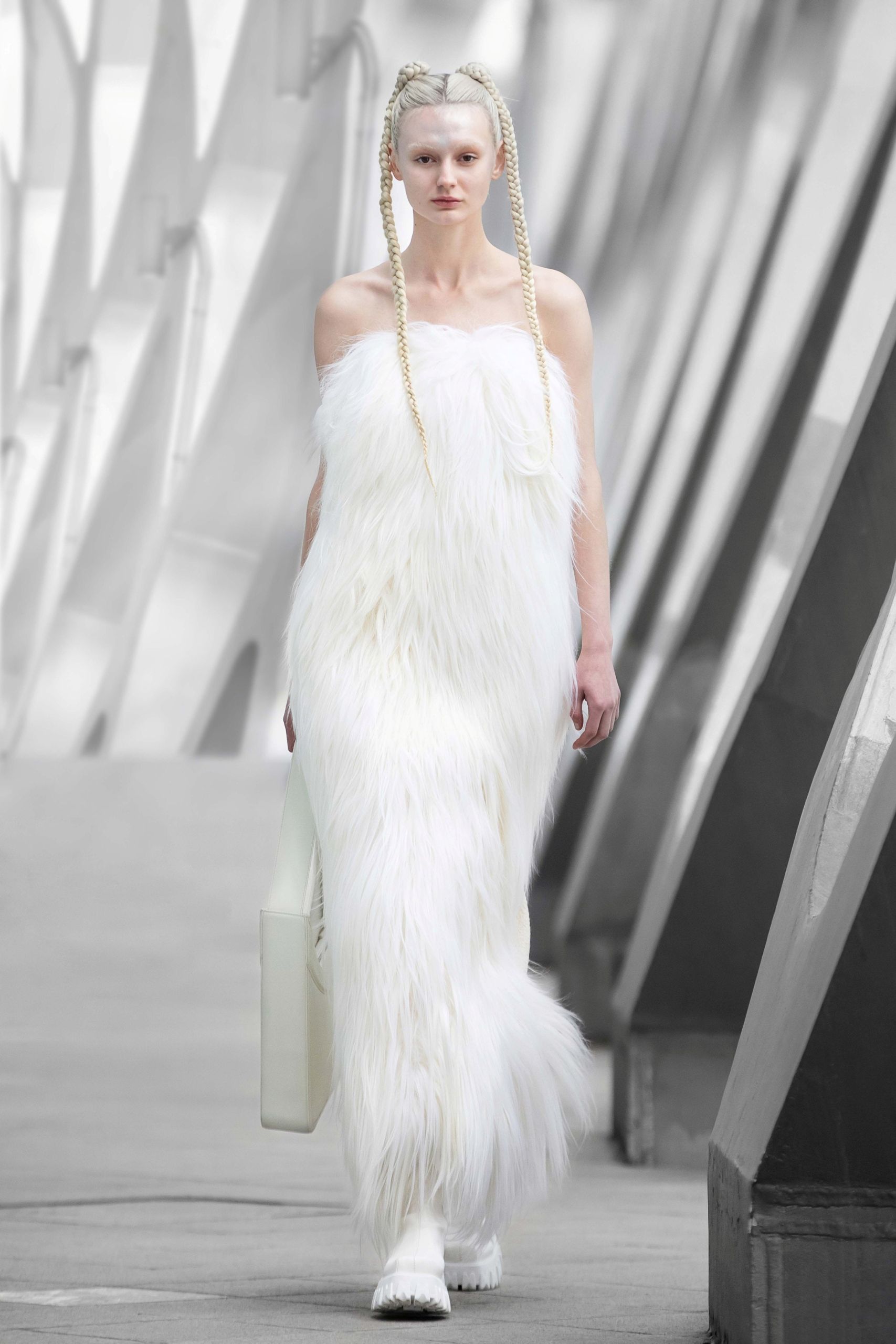 00003-Annakiki-RTW-fall-21