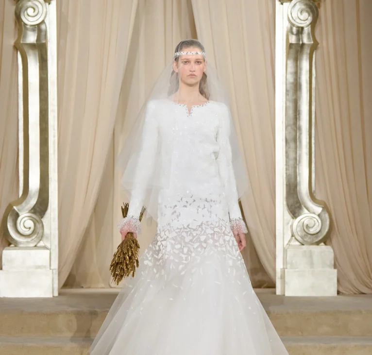 00046-chanel-fall-2025-couture-credit-gorunway